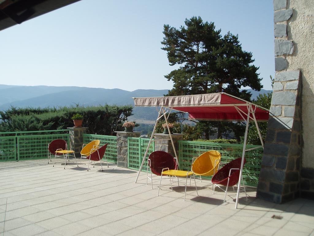 Hostal Rita Belvedere Puigcerda Ngoại thất bức ảnh