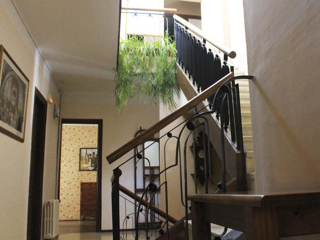 Hostal Rita Belvedere Puigcerda Ngoại thất bức ảnh