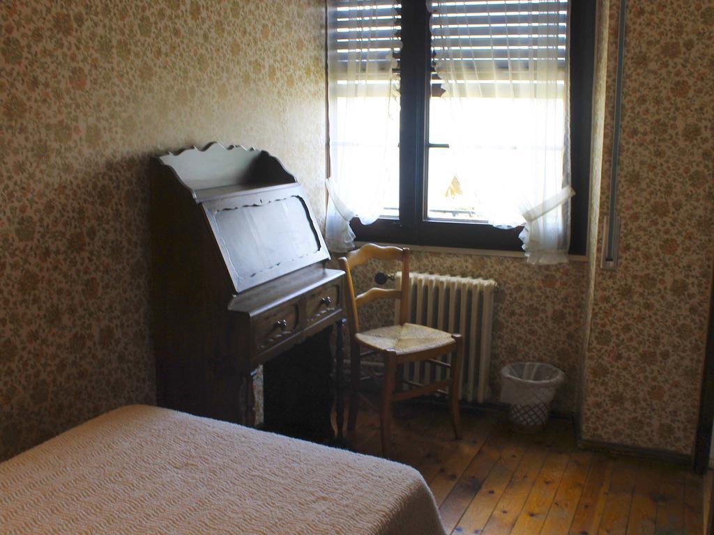 Hostal Rita Belvedere Puigcerda Ngoại thất bức ảnh